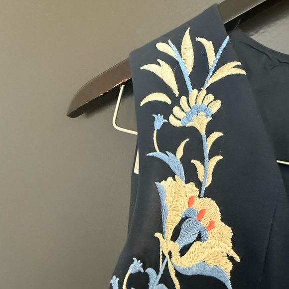 Moulinette Soeurs (Anthropologie) size 2 NWOT Navy Floral Embroidered Mini Dress - Picture 3 of 16